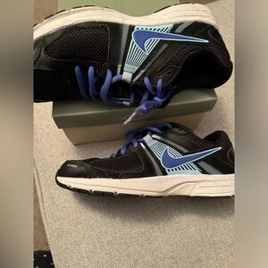 Nike Dart 10 Women’s Running Shoes, Black/Ice Blue, Size, Style 580427-003.